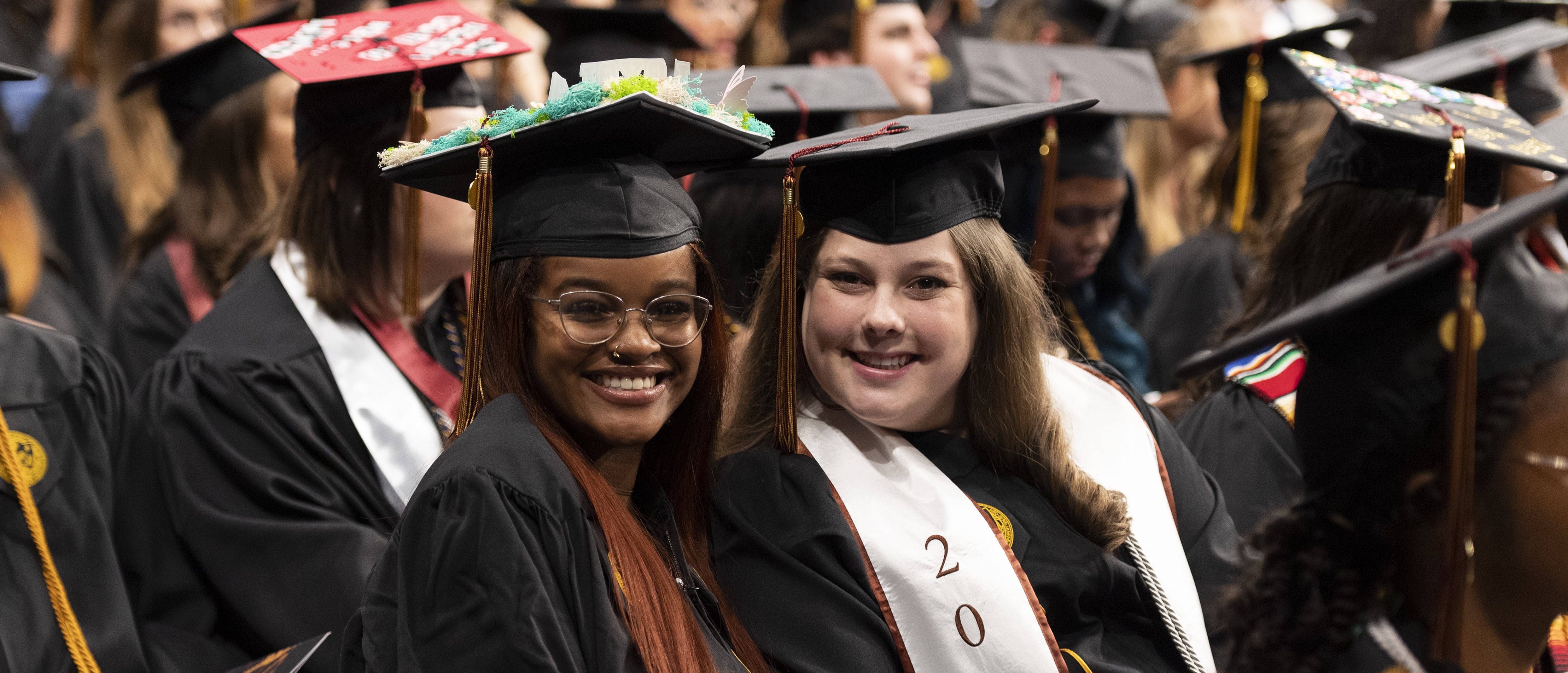 2023 graduates at LOYNO Commencement